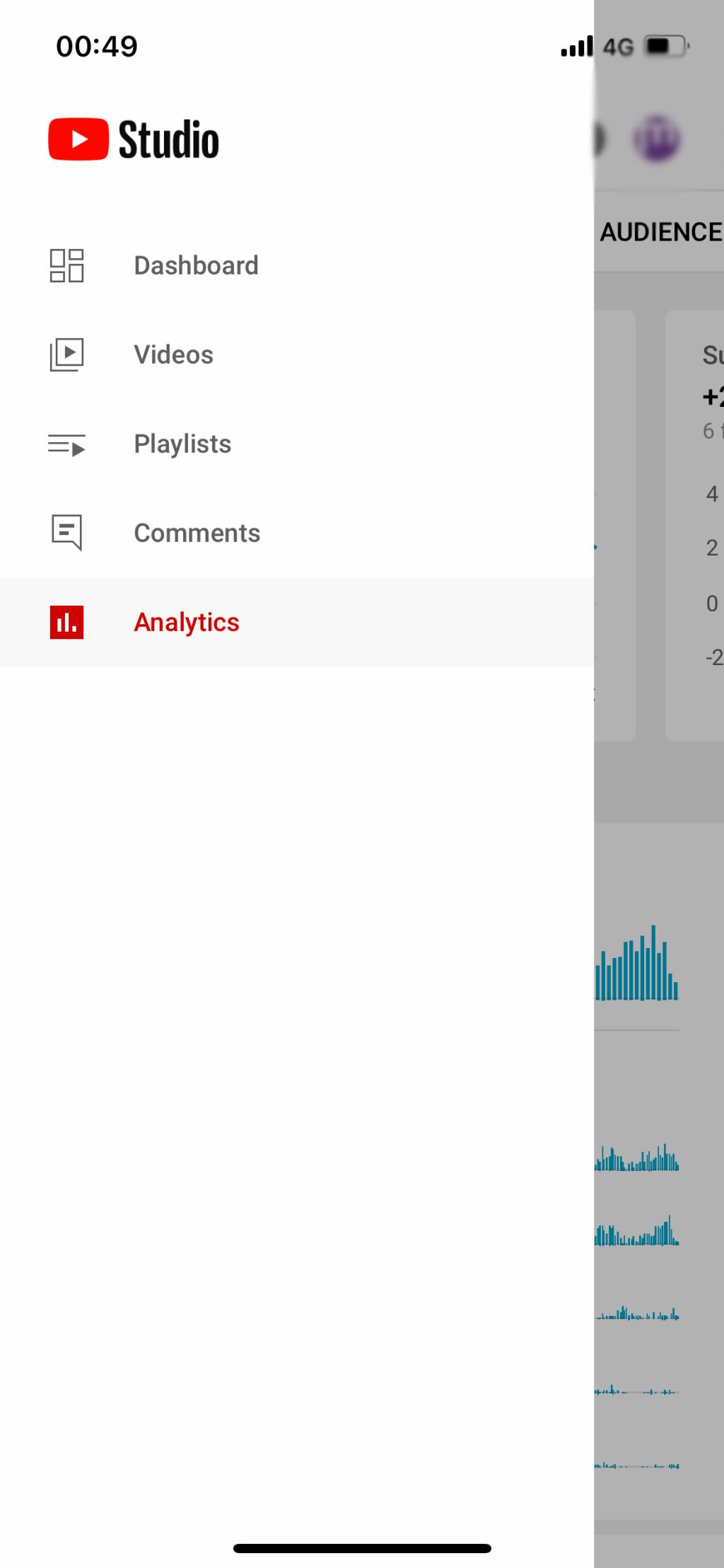 YouTubeStudioアプリを使用して収益と分析を確認する方法