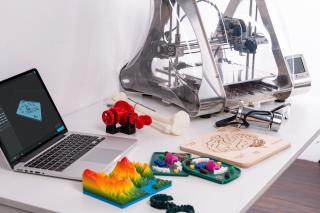 Thiết kế và in 3D Tác phẩm thu nhỏ trên mặt bàn của riêng bạn với máy in FDM